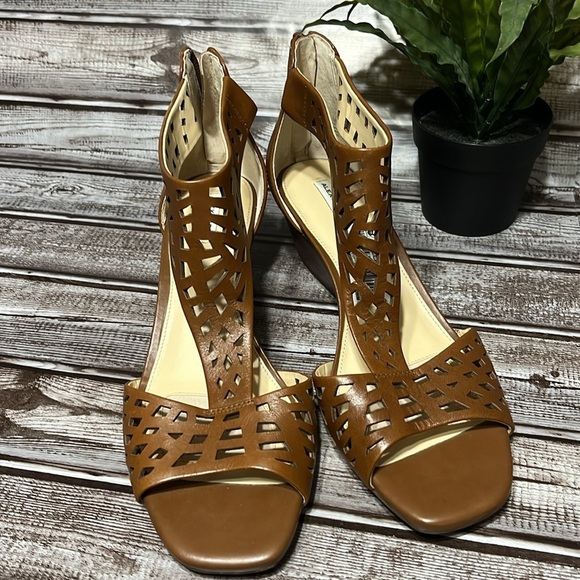 Alex Marie  Reddish Brown Cutout Wedge Sandals size 9 - Picture 3 of 8